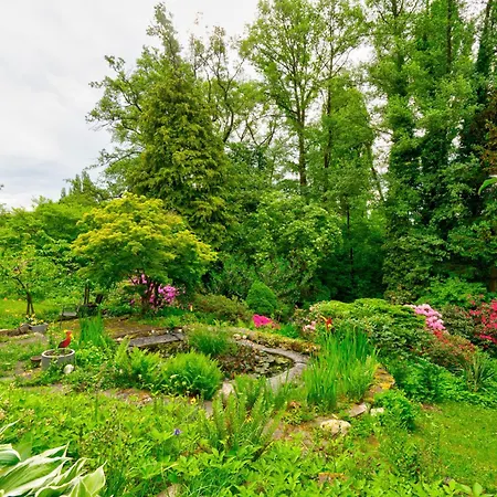 Beheizter Whirlpool Und Panoramafenster Vom Bett Ins Gruene! Apartmán
