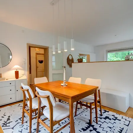 Exklusiv Wohnen Am Bergpark! Apartment