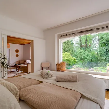 Διαμέρισμα Beheizter Whirlpool Und Panoramafenster Vom Bett Ins Gruene!