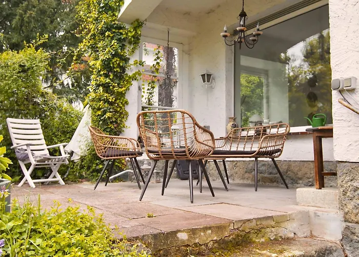 Apartment Beheizter Whirlpool Und Panoramafenster Vom Bett Ins Gruene!