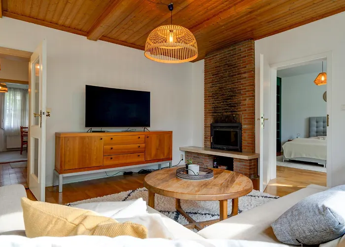 Beheizter Whirlpool Und Panoramafenster Vom Bett Ins Gruene! Apartment *